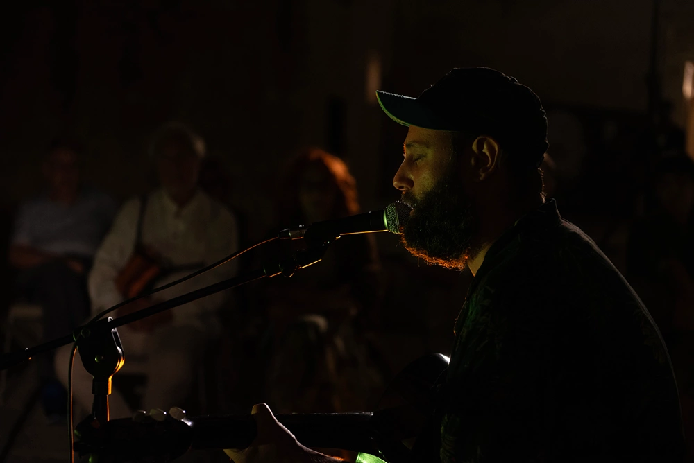 Krano durante un live